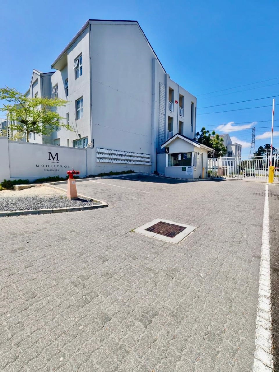 2 Bedroom Property for Sale in Mooiberge Western Cape